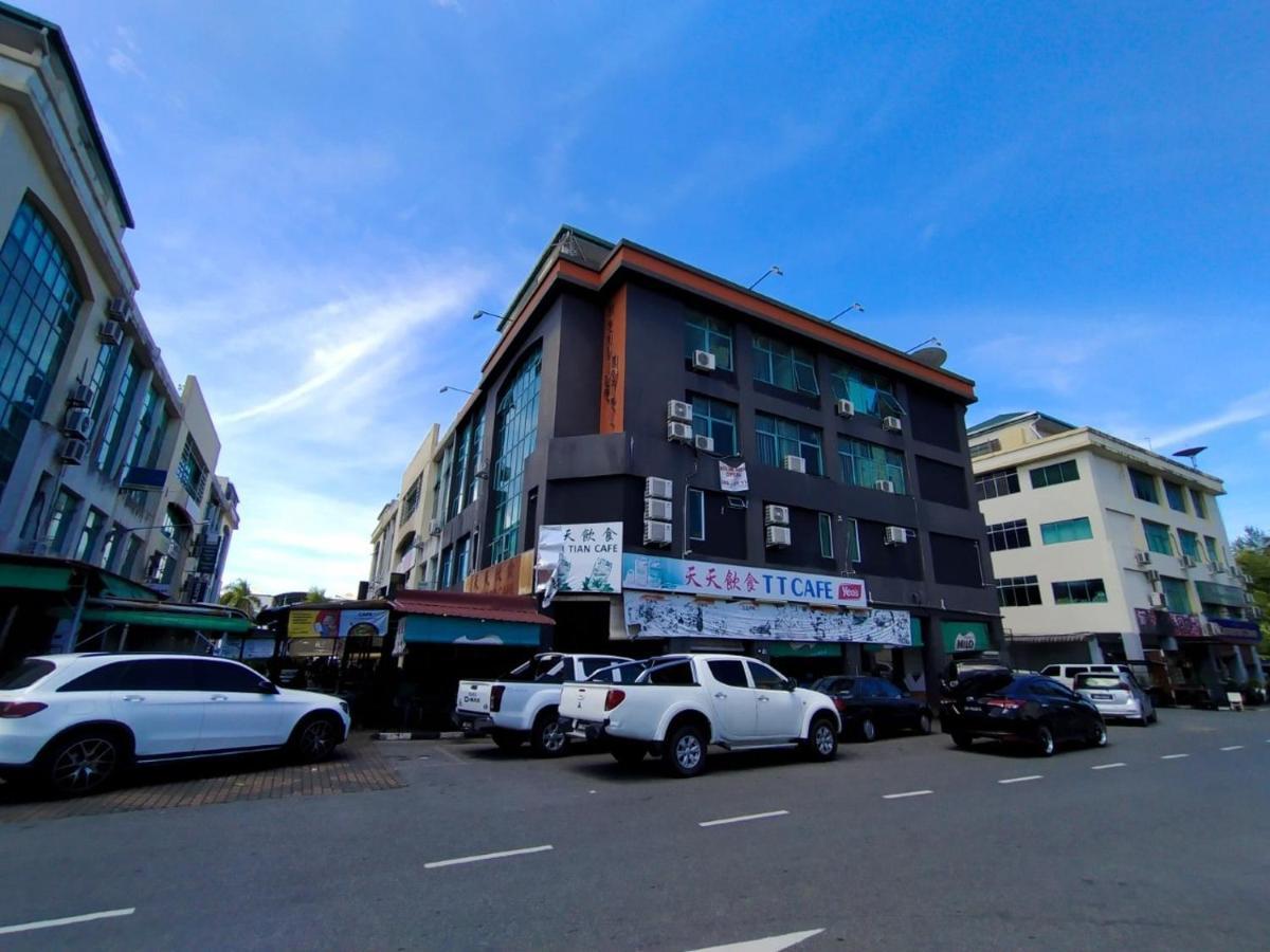 Super Oyo 90668 Joy Inn Miri Bagian luar foto