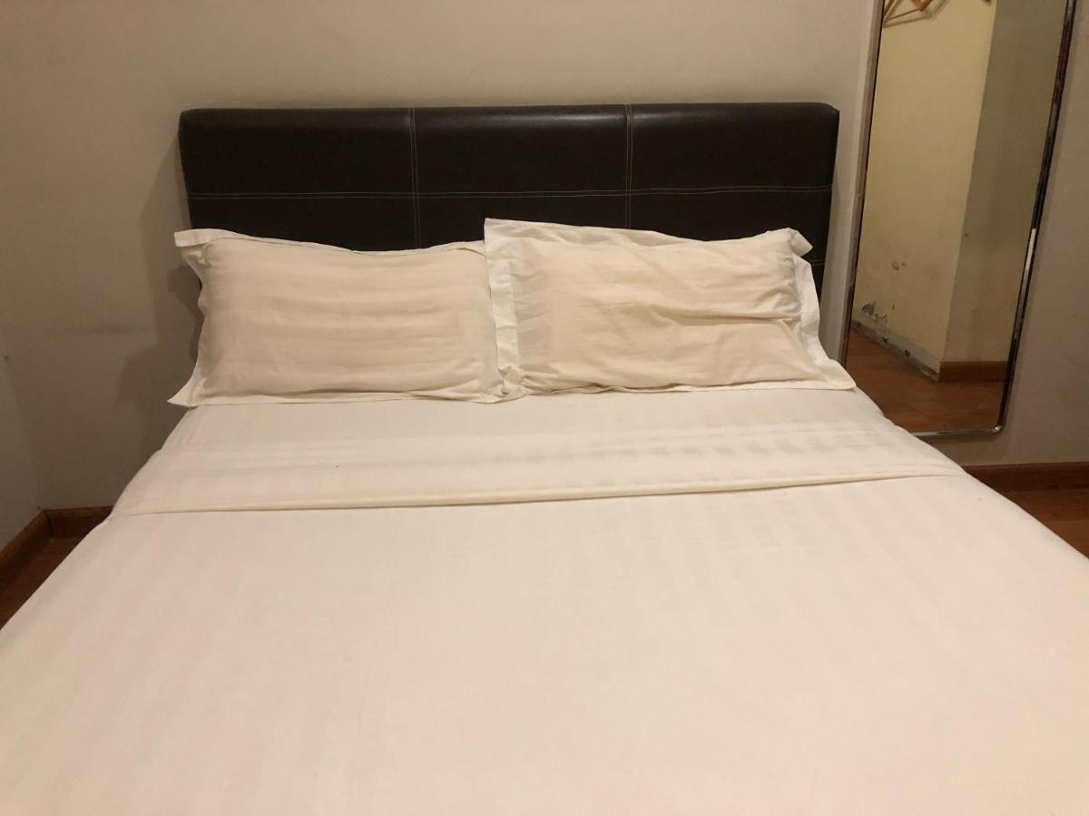 Super Oyo 90668 Joy Inn Miri Bagian luar foto